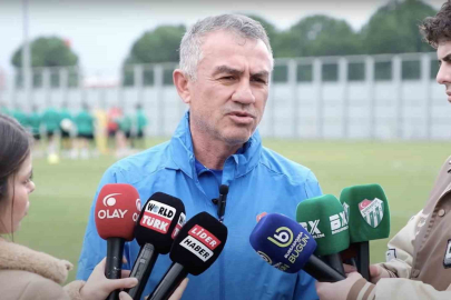 Bursaspor Teknik Direktörü Ümit Şengül: "Ligin son maçına kadar savaşacağız"