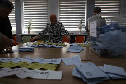 Bursa’da oy sayımına başlandı